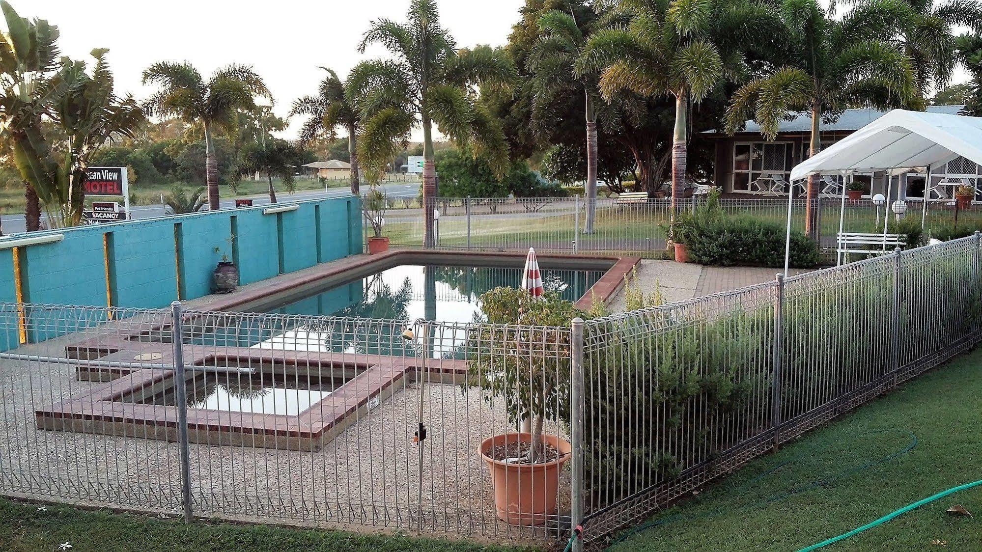 Ocean View Motel Bowen Exterior photo